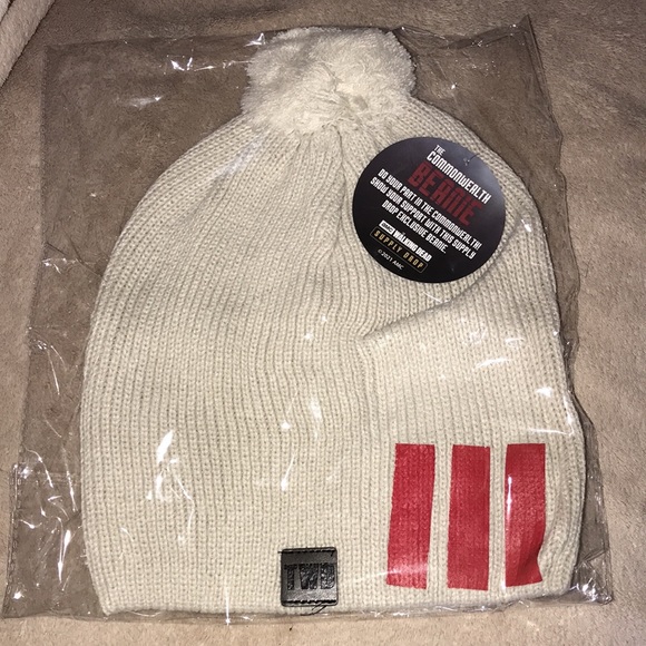The Walking Dead official Supply Drop the Commonwealth beanie New - Picture 2 of 4